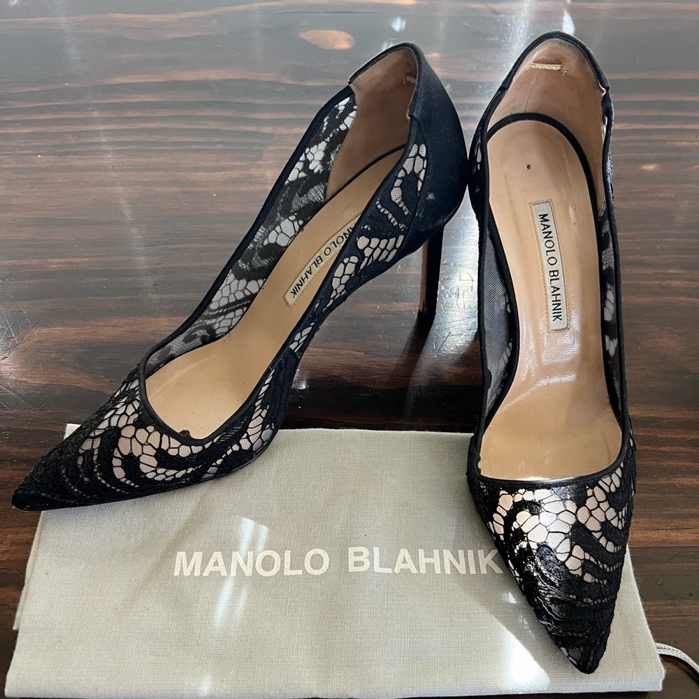 Manolo Blahnik SALOLA BB Lace Pump Black Shoes with Shoe Dust Bag